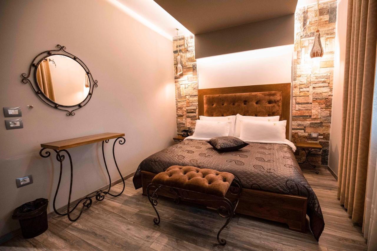 Vila Eden Boutique Hotel 科尔察 外观 照片