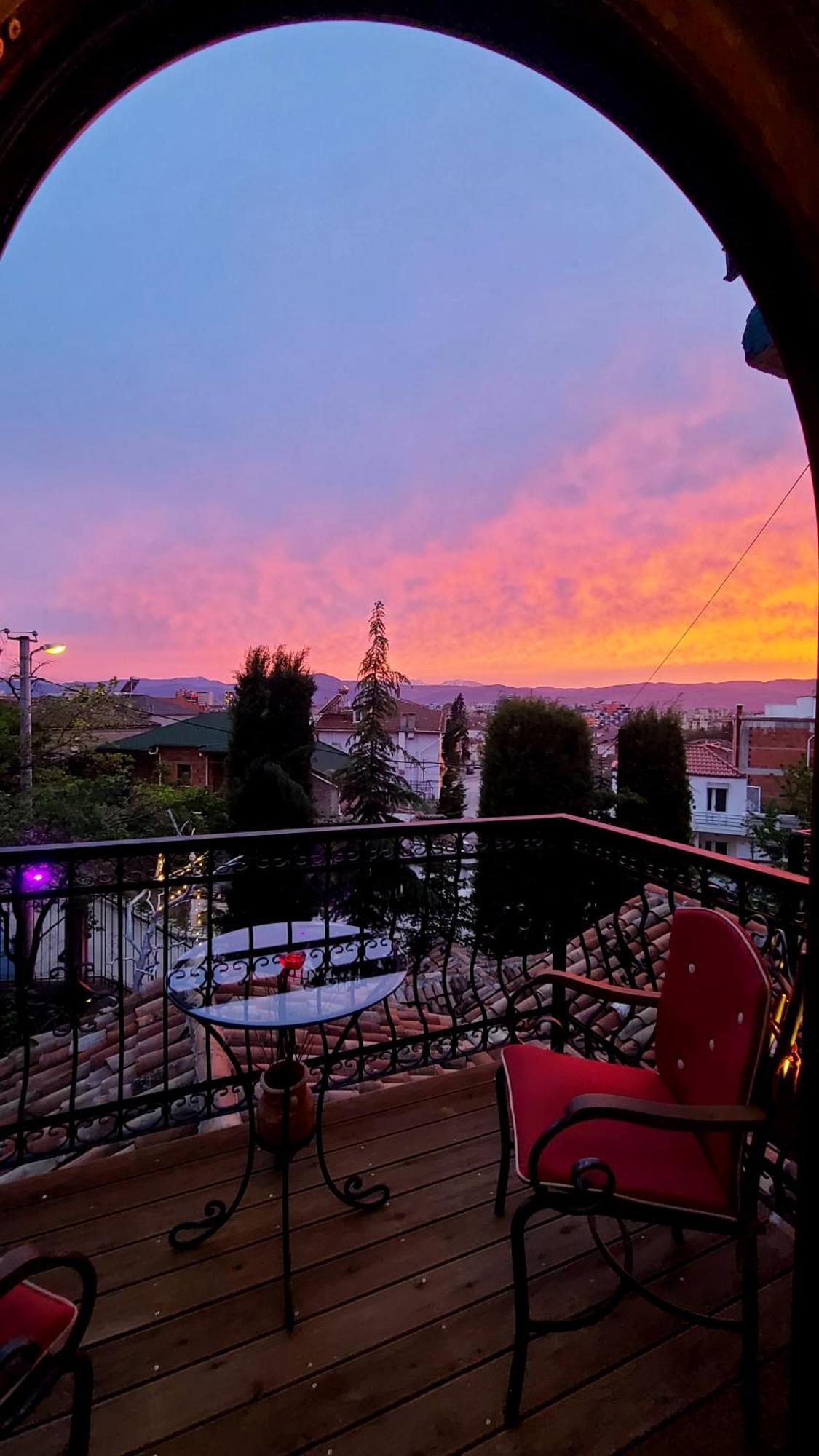 Vila Eden Boutique Hotel 科尔察 外观 照片