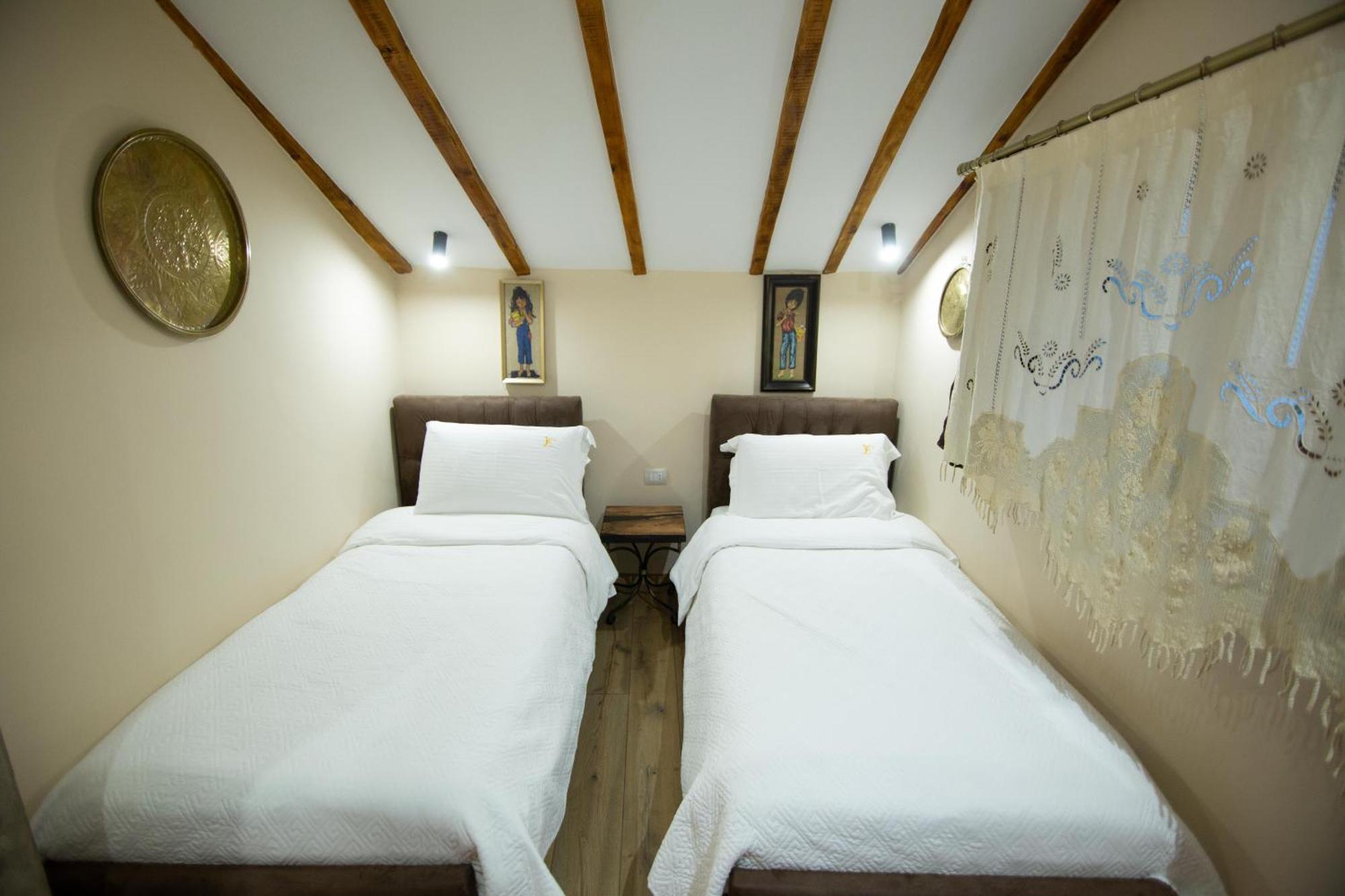 Vila Eden Boutique Hotel 科尔察 客房 照片